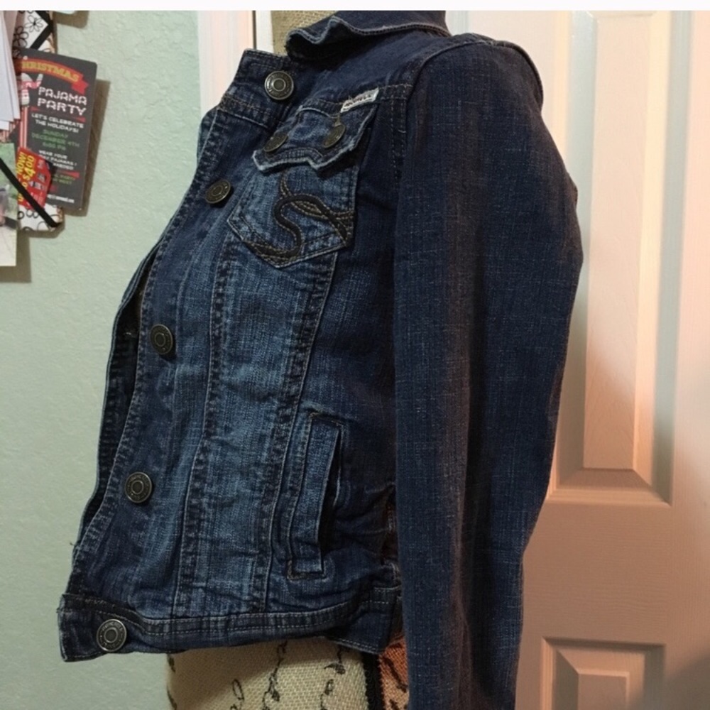 Jean Jacket - Picture 2 of 3